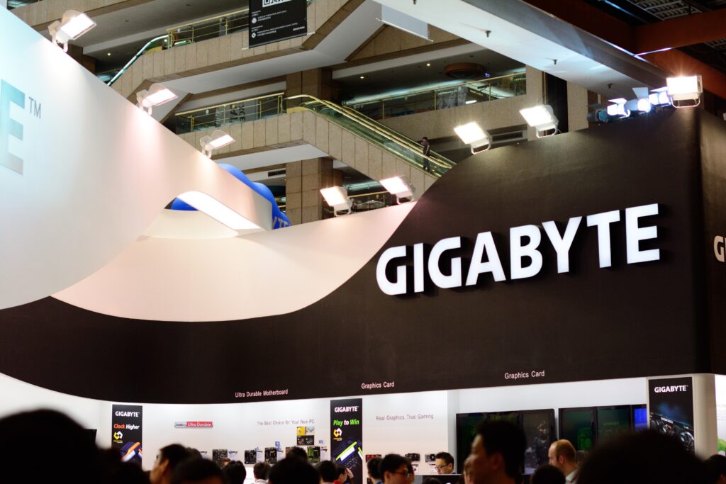 همه چیز درباره‌ی برند گیگابایت (Gigabyte)