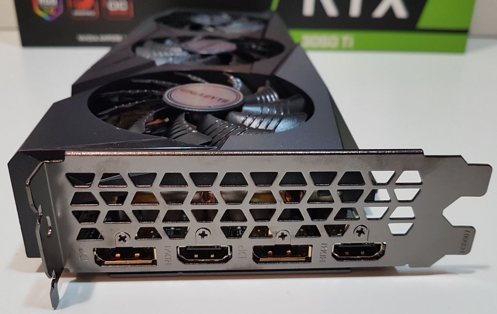 کارت‌ گرافیک‌ گیگابایت GeForce RTX 3060 Ti GAMING OC 8G